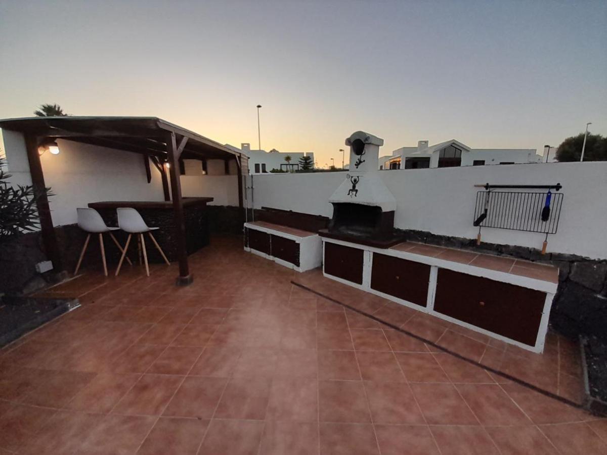 Villa Dias Felices à Playa Blanca  Extérieur photo